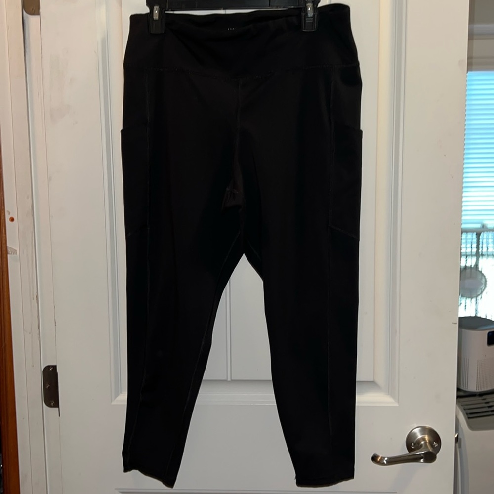 American eagle black leggings. Xl short petite